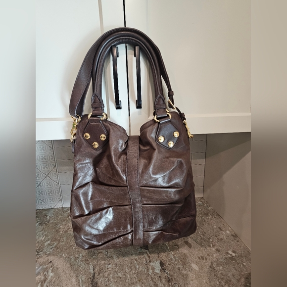 Bagdley Mischka Brown Hobo Handbag / Purse Soft Leather Adjustable Strap - Picture 3 of 15